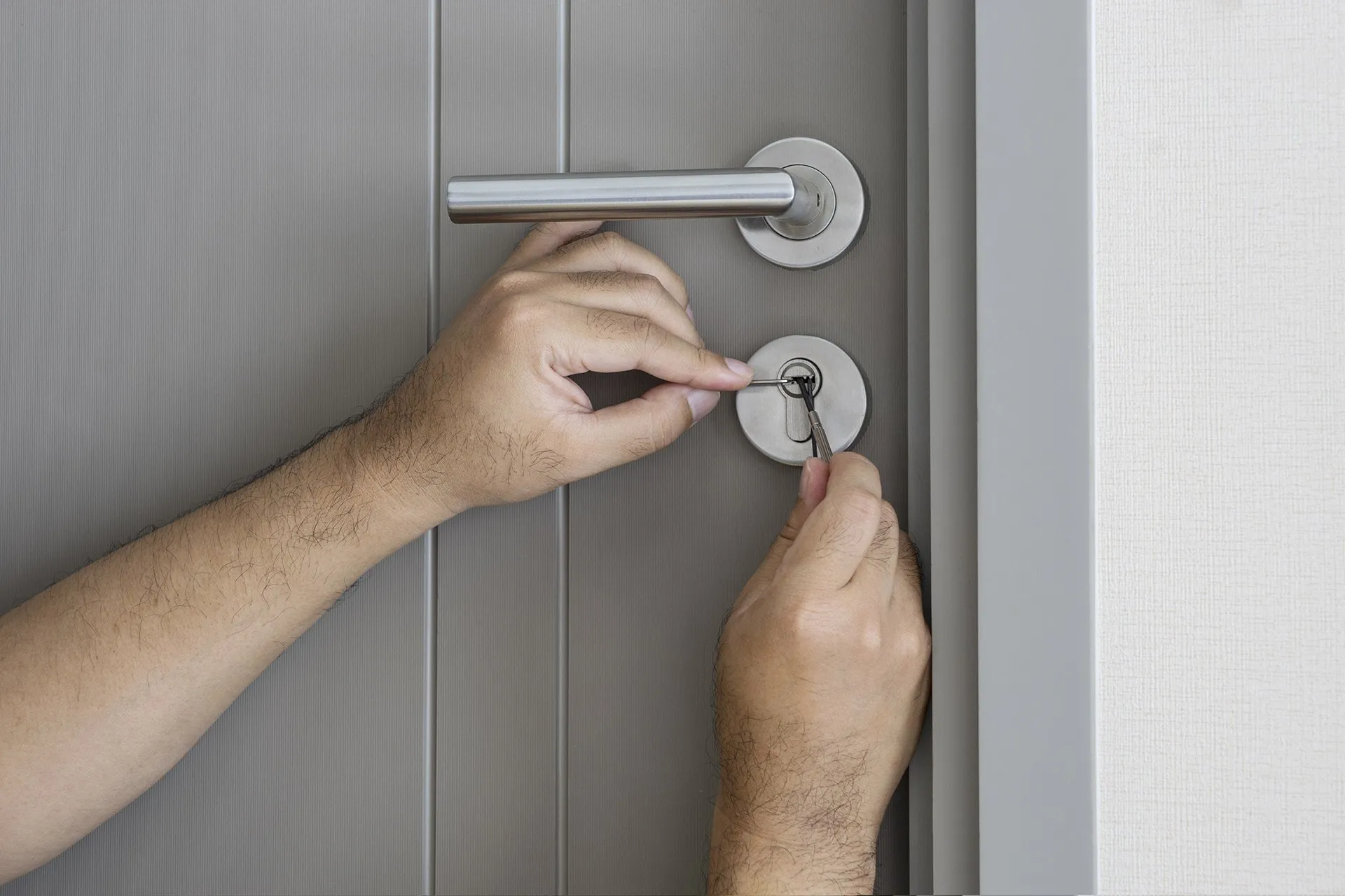locksmith worongary locked out